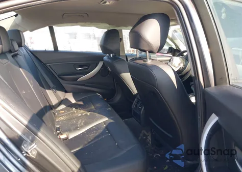 2015 BMW 320I xDrive z USA, uszkodzony, nr VIN WBA3C3C56FP663552